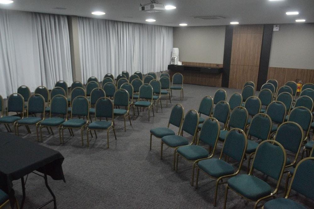 Premium Vila Velha Ponta Grossa بونتا غروسا المظهر الخارجي الصورة